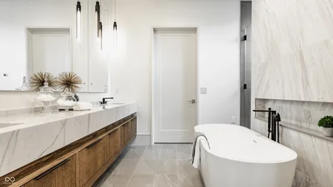 $4,499,000 | 4435 Strathmore Lane, Zionsville, IN 46077