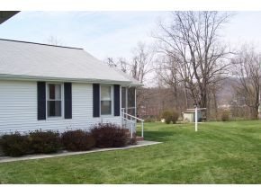 230 Harris Street Erwin, TN 37650 - Photo 2 of 8 Photo 2