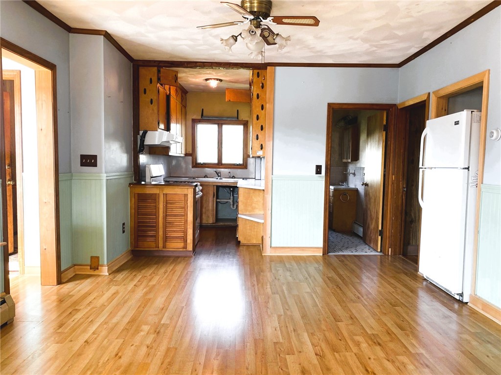 39 Cole Street Bristol, RI 02809 - Photo 6 of 19