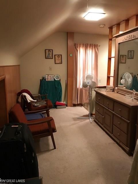 22000 Moross Road Grosse Pointe, MI 48236 - Photo 16 of 21 50018869-15.JPG