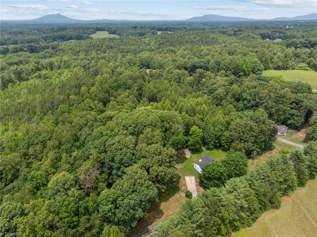 4795 Boiling Springs Road Tobaccoville, NC 27050 - Photo 11 of 49 Gallery Image 11