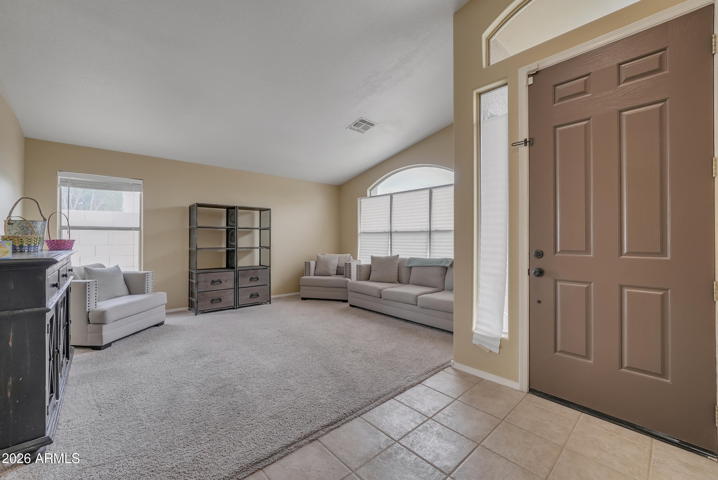 2343 East Kempton Road Chandler, AZ 85225 - Photo 10 of 25 Front Room