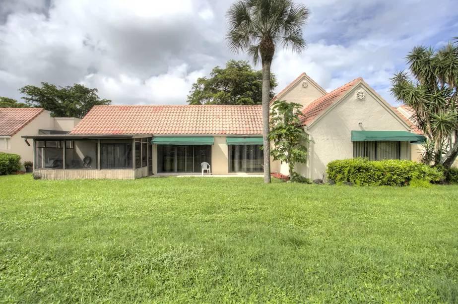 6362 Las Flores Drive Boca Raton, FL 33433 - Photo 24 of 27 back of house2