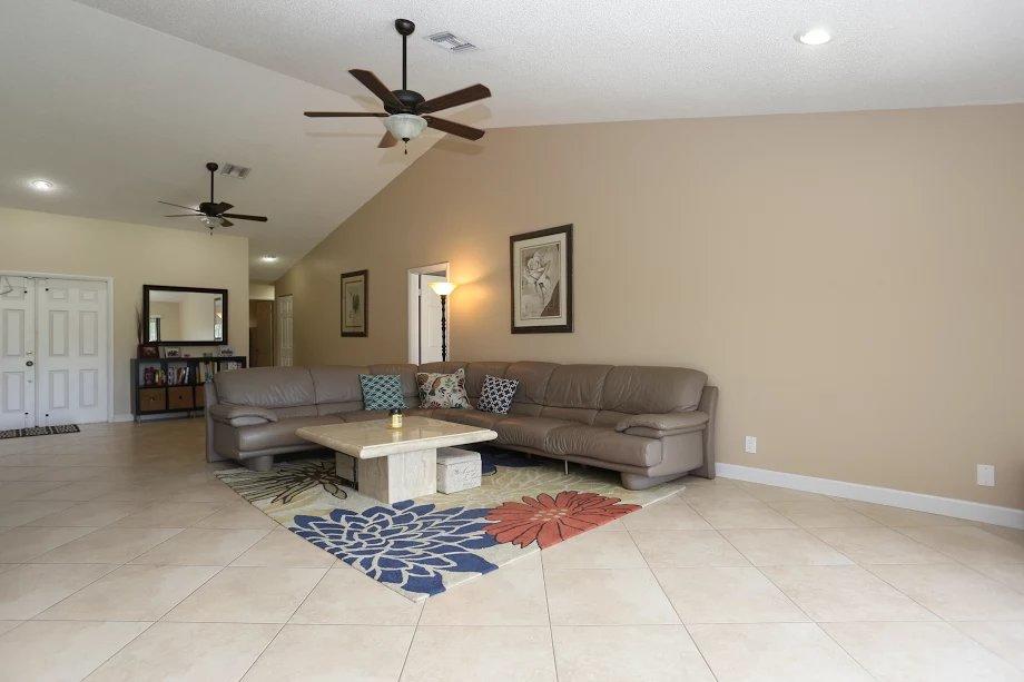 6362 Las Flores Drive Boca Raton, FL 33433 - Photo 6 of 27 Living_Area_2
