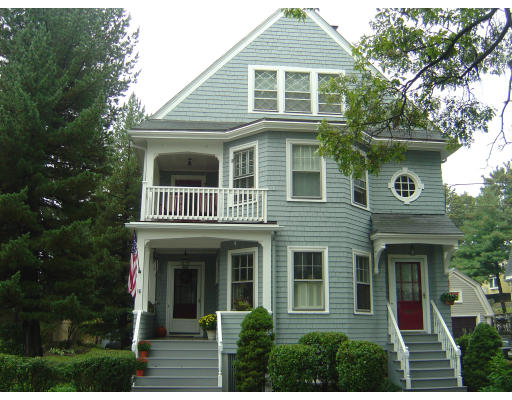 16 Devens Road, Unit 1 Swampscott, MA 01907 - Photo 1 of 1 Gallery Image 1