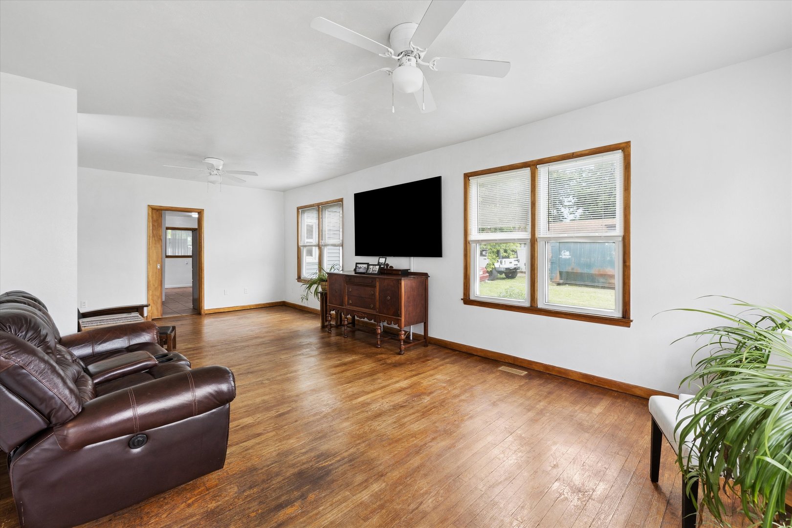 313 Grove Street Calamus, IA 52729 - Photo 18 of 40