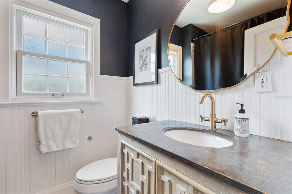 1105 Nottingham Street Orlando, FL 32803 - Photo 15 of 18