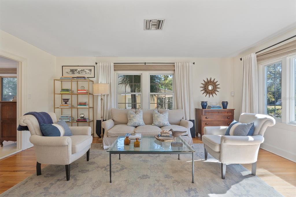 1105 Nottingham Street Orlando, FL 32803 - Photo 5 of 18