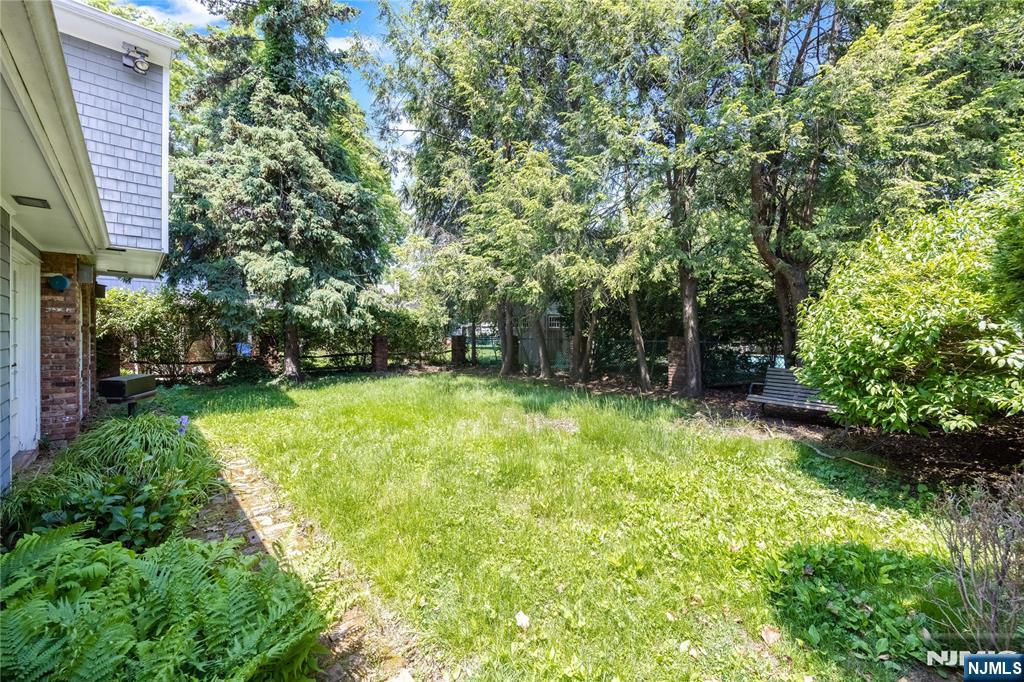 156 Cedar Avenue Hackensack, NJ 07601 - Photo 28 of 29