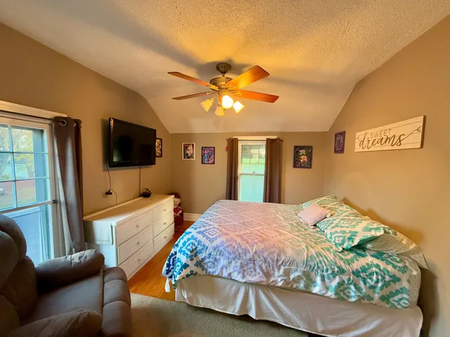 $1,900 | 1201 6th Street Southwest, Willmar, MN 56201