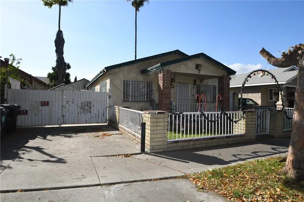 $850,000 | 1741 Gaviota Avenue, Long Beach, CA 90813