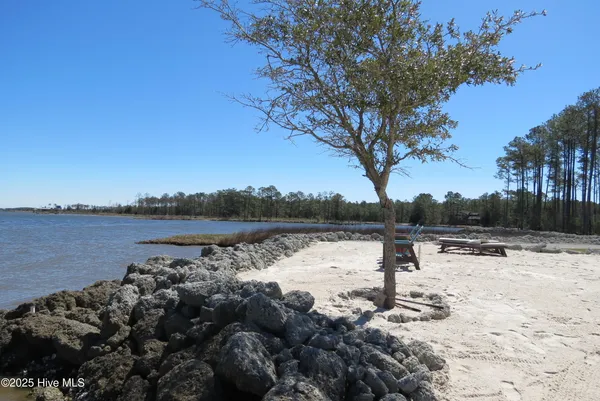 $1,445,000 | 486 Point Of View Drive, Merritt, NC 28556