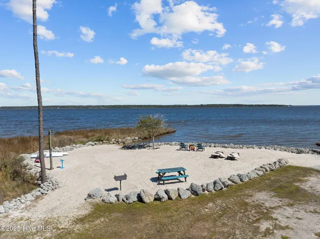 $1,475,000 | 486 Point Of View Drive, Merritt, NC 28556