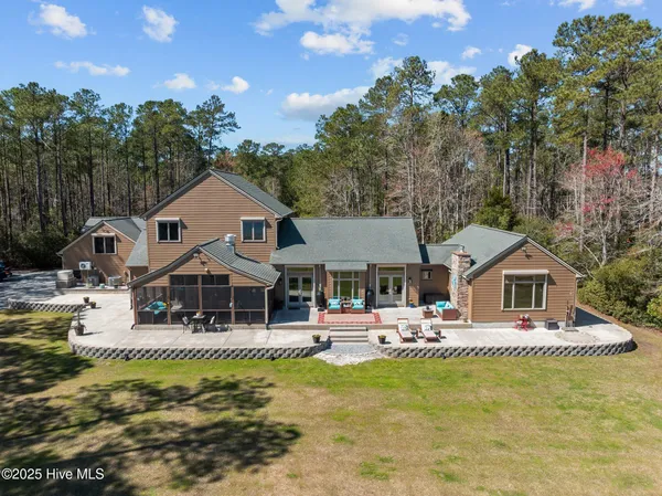 $1,445,000 | 486 Point Of View Drive, Merritt, NC 28556