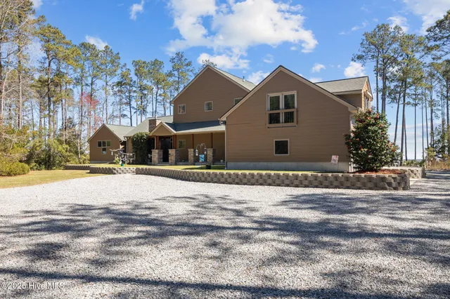 $1,475,000 | 486 Point Of View Drive, Merritt, NC 28556