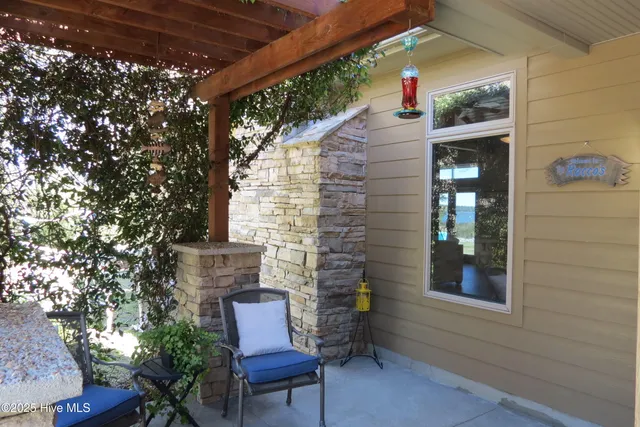 $1,475,000 | 486 Point Of View Drive, Merritt, NC 28556