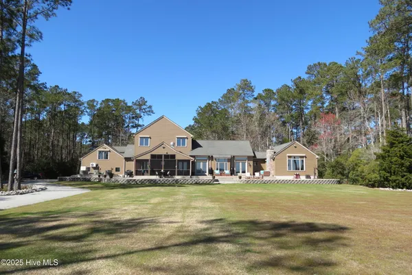 $1,445,000 | 486 Point Of View Drive, Merritt, NC 28556