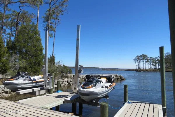 $1,445,000 | 486 Point Of View Drive, Merritt, NC 28556