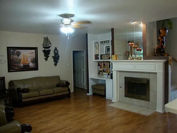 $2,995 | 1706 Creekway Drive, Garland, TX 75043