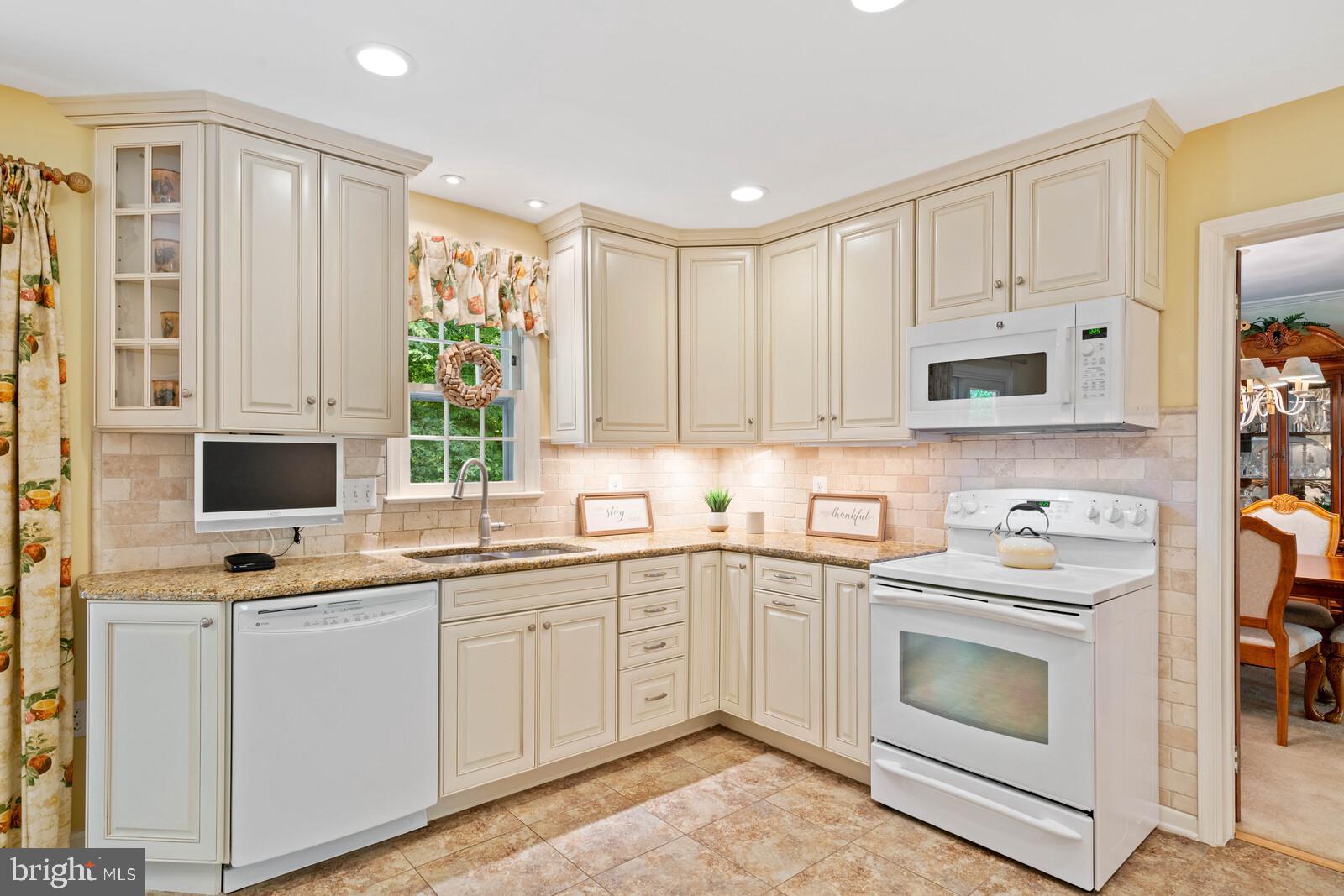 7788 Turlock Road Springfield, VA 22153 - Photo 6 of 65 Remodeled kitchen