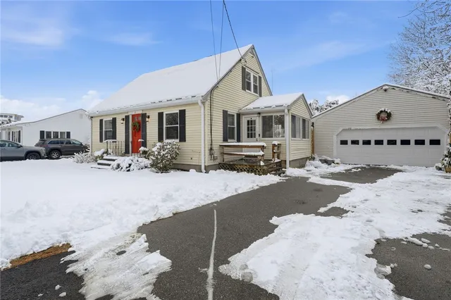 $560,000 | 11 Gladding Street, Bristol, RI 02809