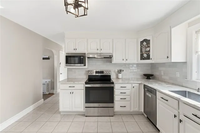 $560,000 | 11 Gladding Street, Bristol, RI 02809