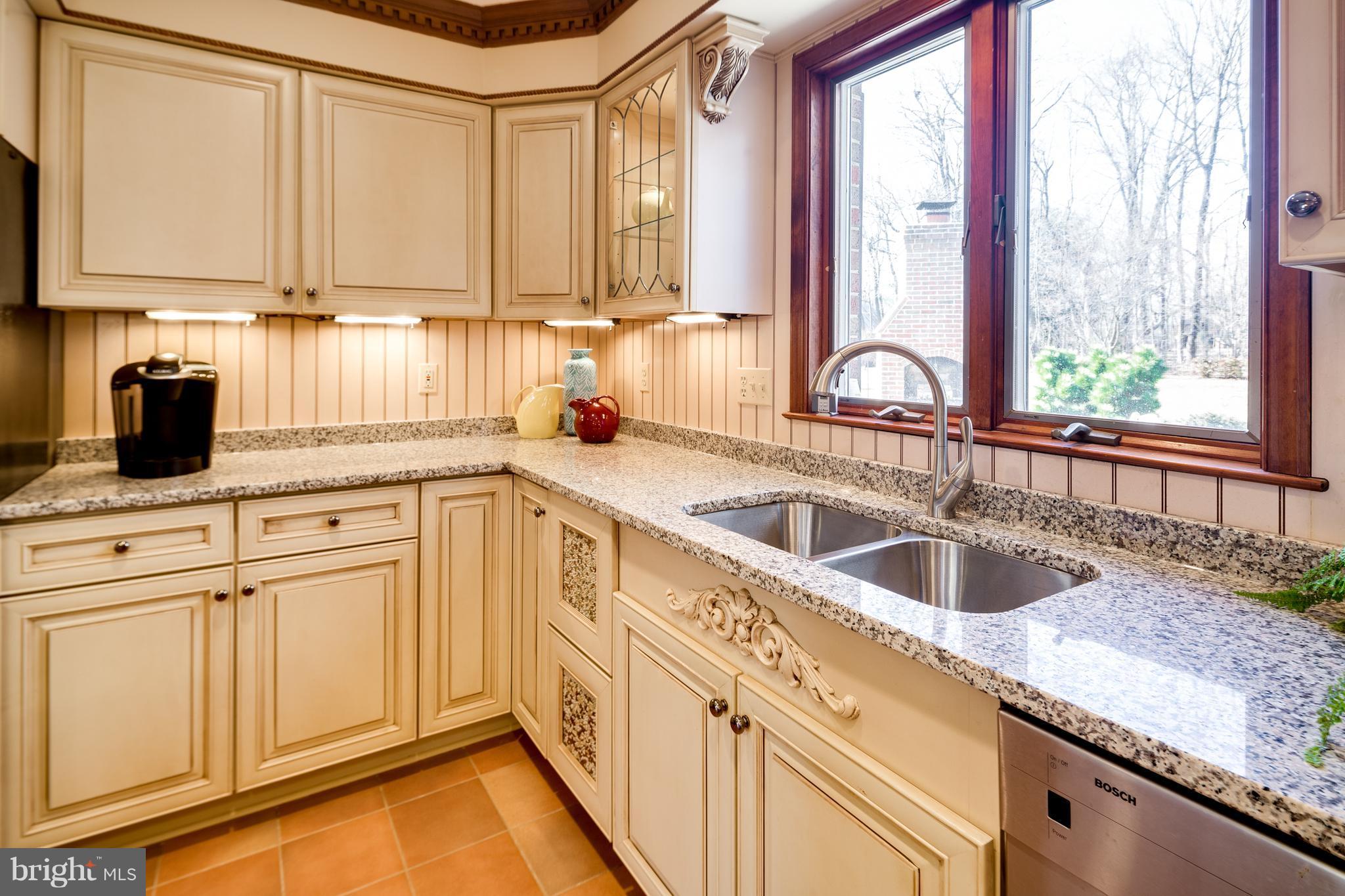 16400 Ed Warfield Road Woodbine, MD 21797 - Photo 11 of 30 Beautiful custom cabinetry