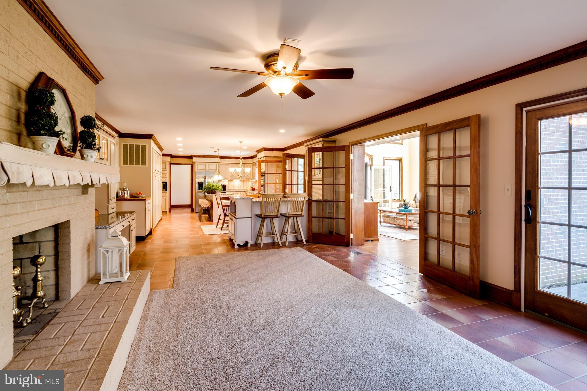 16400 Ed Warfield Road Woodbine, MD 21797 - Photo 30 of 30 Free-flowing floor plan