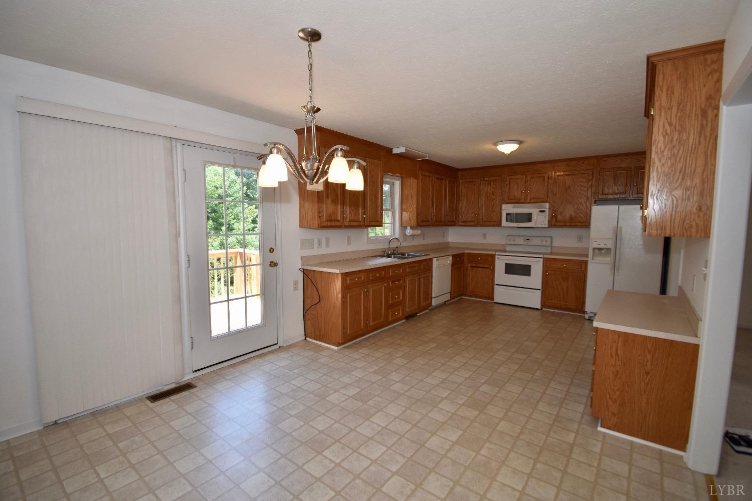 5435 Gladys Road Altavista, VA 24517 - Photo 13 of 31 Gallery Image 13