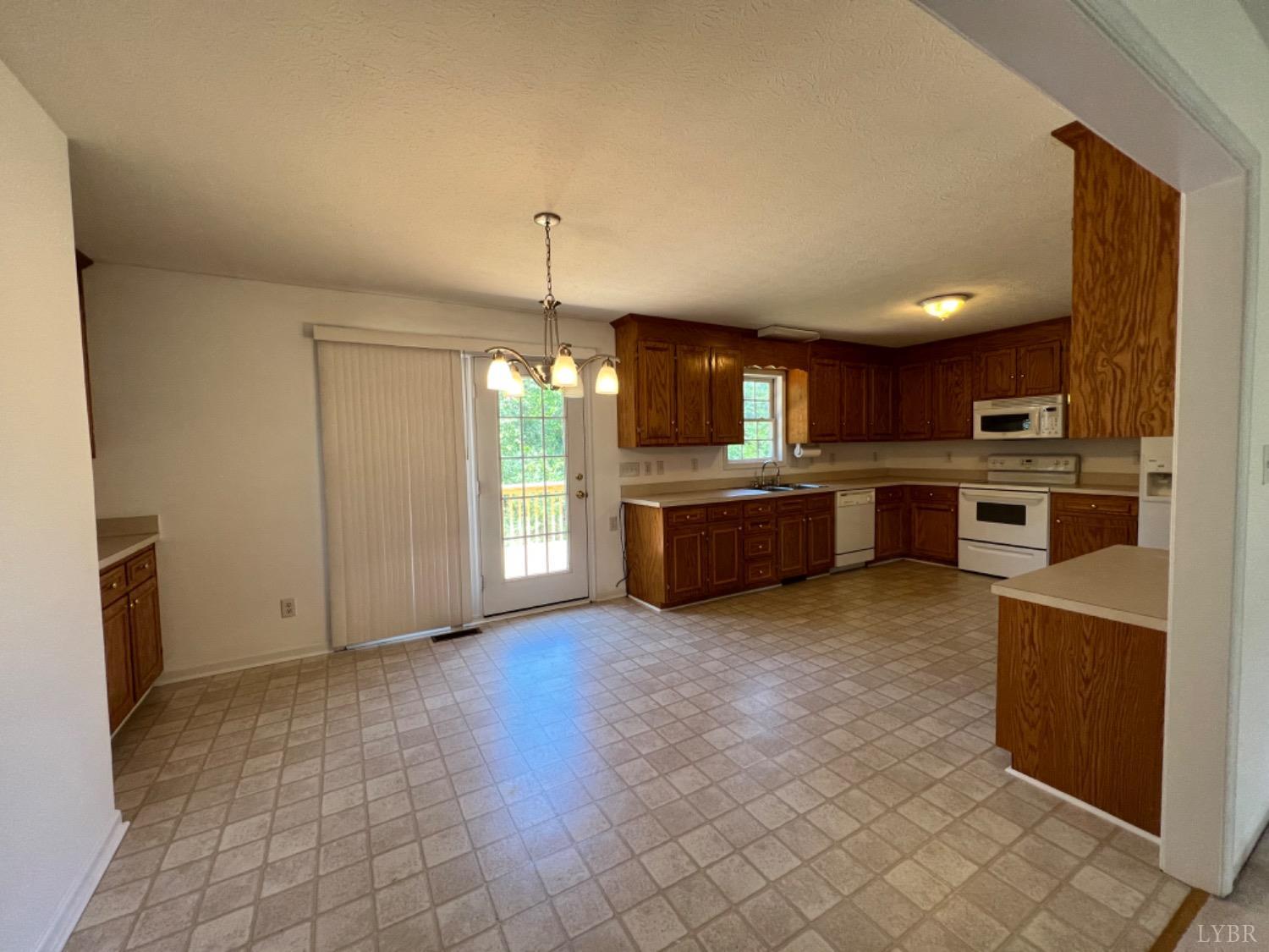 5435 Gladys Road Altavista, VA 24517 - Photo 15 of 31 Gallery Image 15