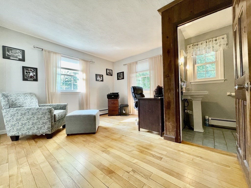 44 Toll Road Salisbury, MA 01952 - Photo 7 of 34