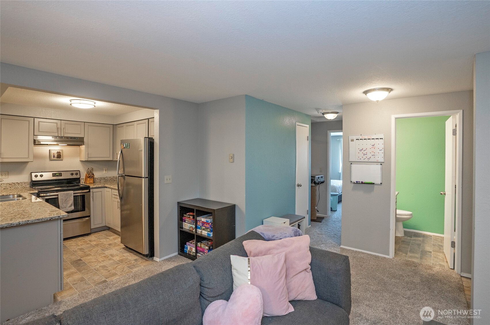 4231 Northeast 5th Street, Unit E201 Renton, WA 98059 - Photo 8 of 29
