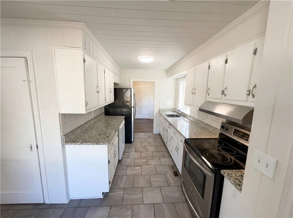 310 Terrace Street Griffin, GA 30224 - Photo 2 of 20