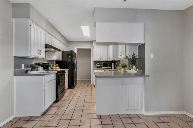 $357,000 | 6516 North Park Drive, Watauga, TX 76148