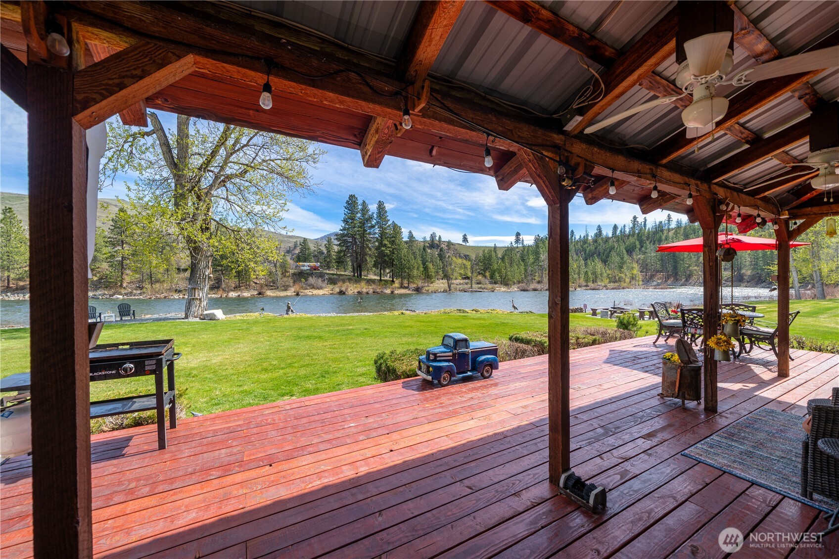 6 Kelli Lane Carlton, WA 98814 - Photo 3 of 28