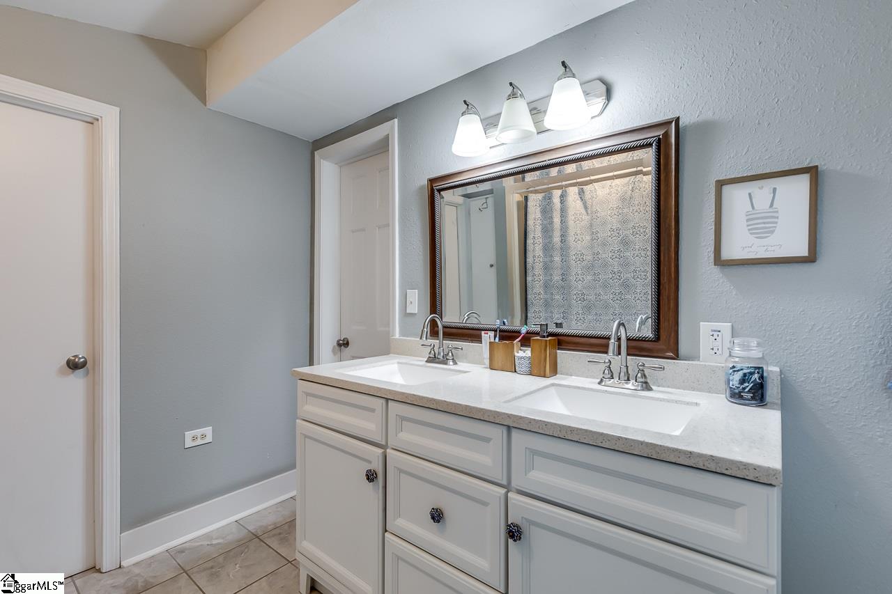 808 East Greer Street Honea Path, SC 29654 - Photo 21 of 36 Gallery Image 21