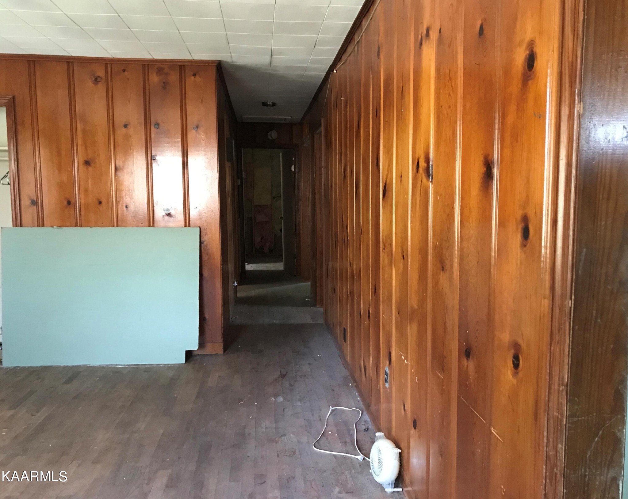 1679 Hillendale Road Crossville, TN 38572 - Photo 37 of 52 a view of a room with a wooden door
