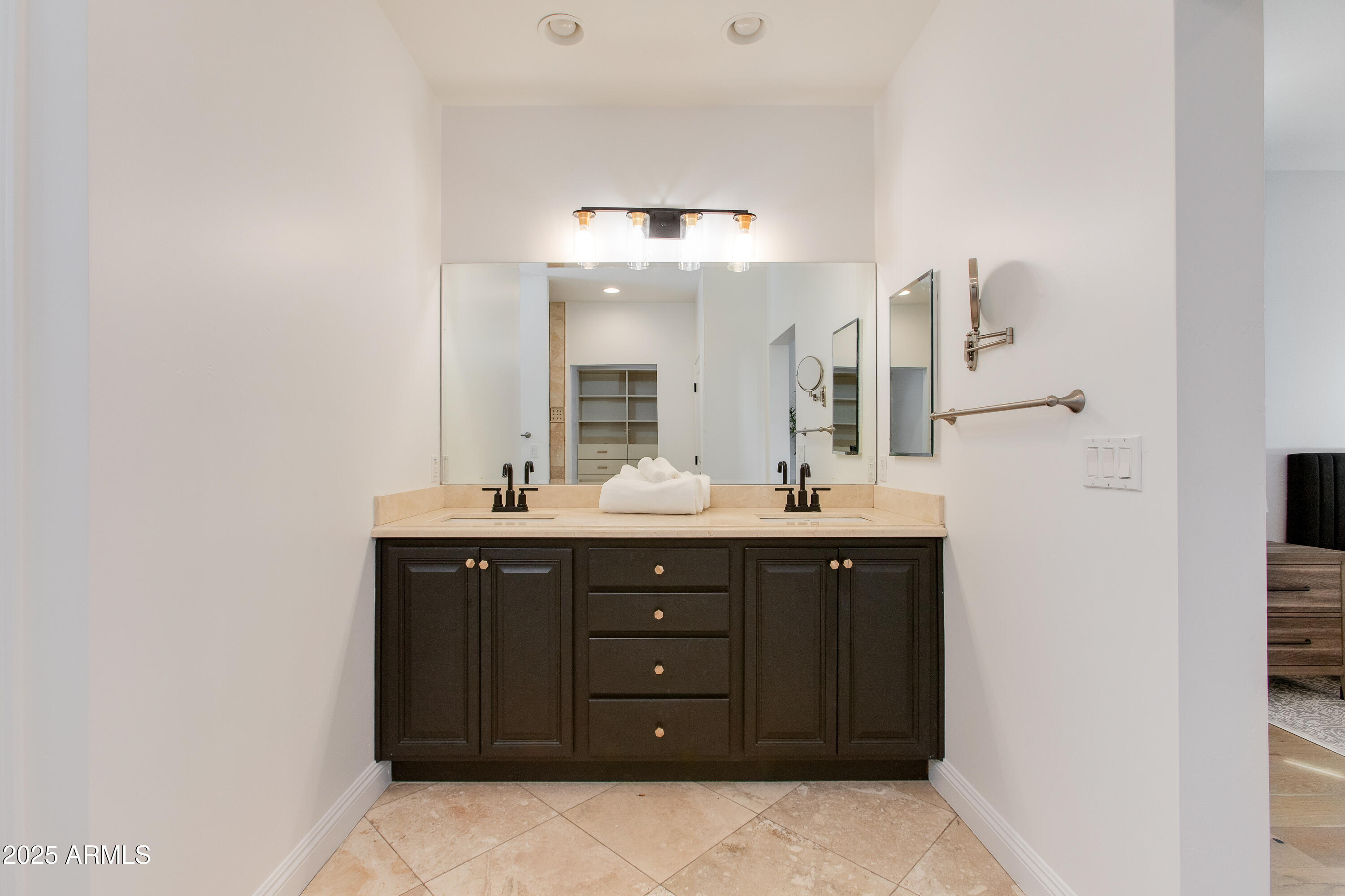 4110 North 47th Street Phoenix, AZ 85018 - Photo 17 of 27 36-47th