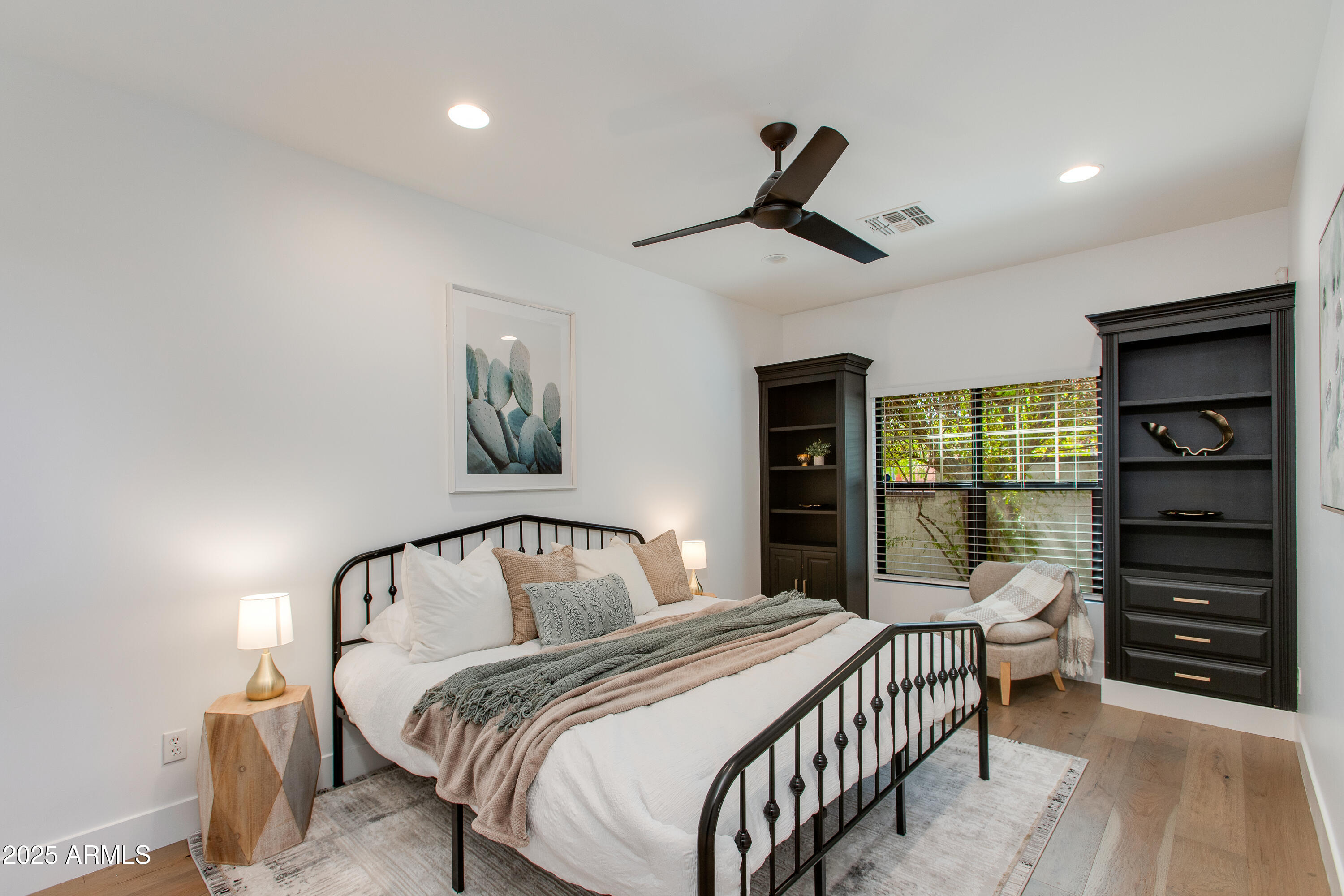 4110 North 47th Street Phoenix, AZ 85018 - Photo 18 of 27 40-47th