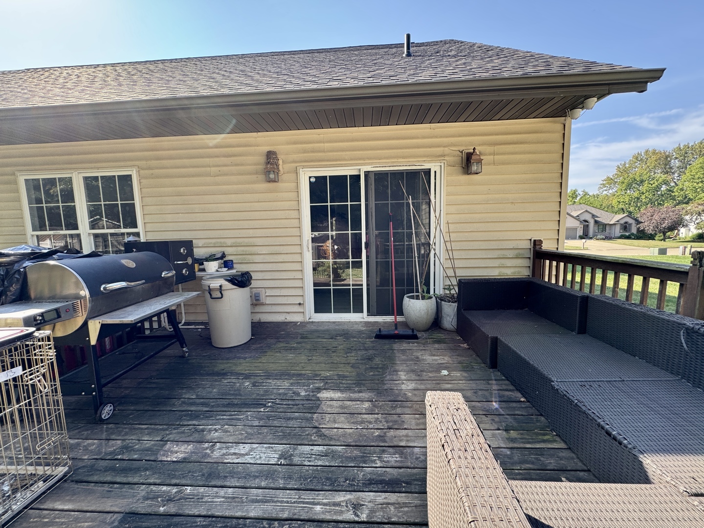 815 West Hudson Street Princeton, IL 61356 - Photo 19 of 23 a view of a patio with table and chairs