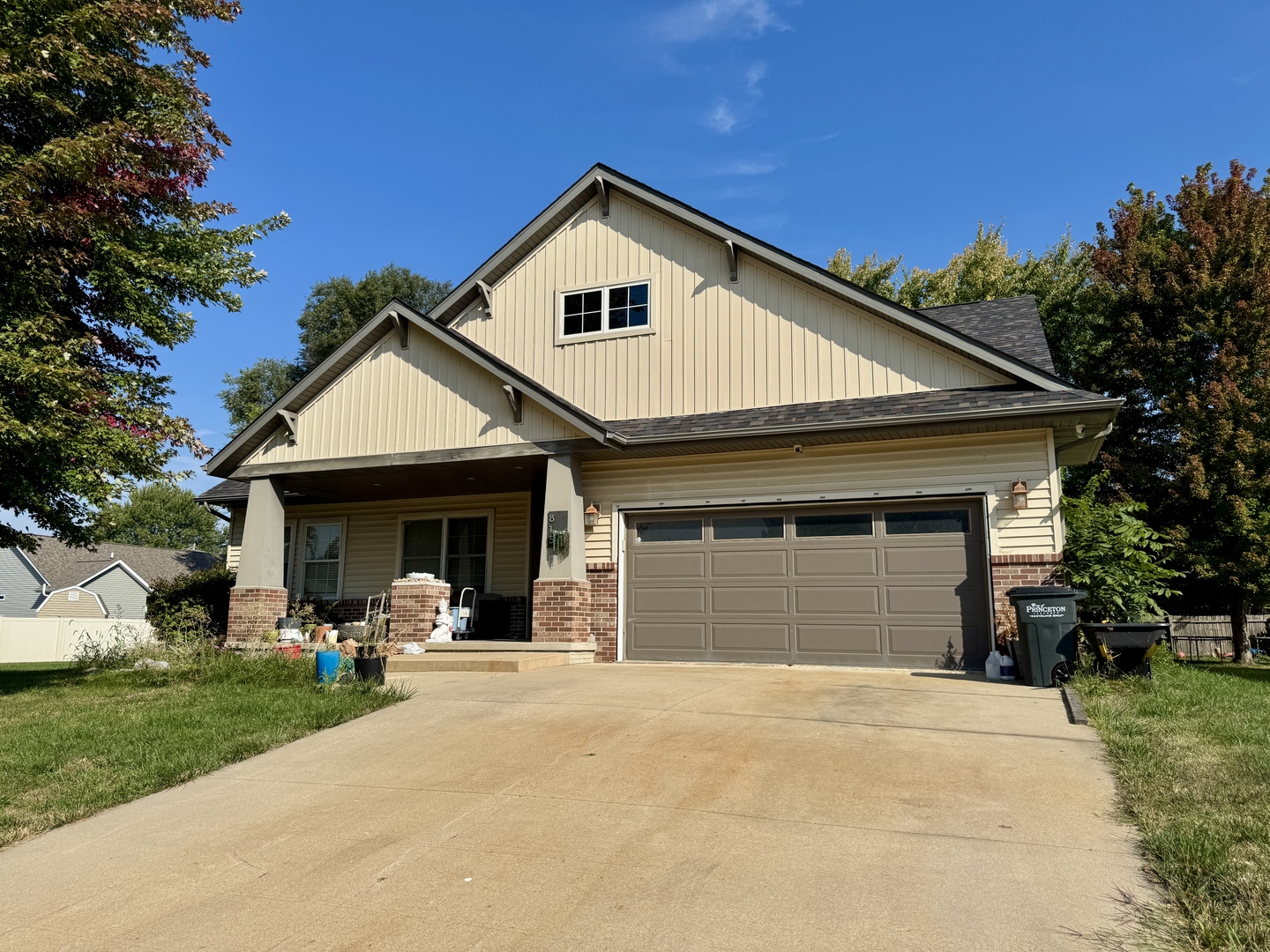 815 West Hudson Street Princeton, IL 61356 - Photo 23 of 23 a front view of a house with a yard and garage