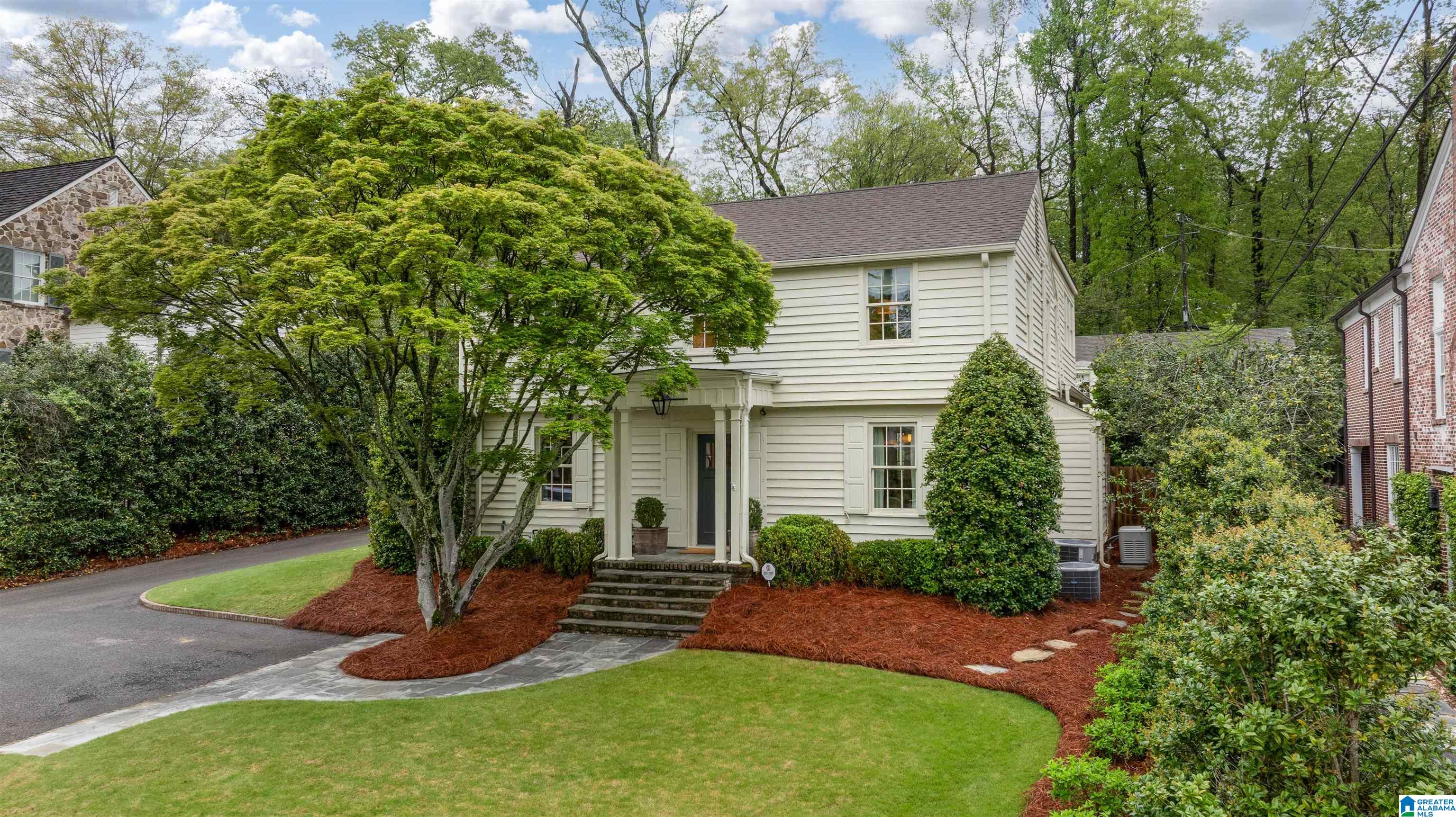 8 Clarendon Road Birmingham, AL 35213 - Photo 4 of 69