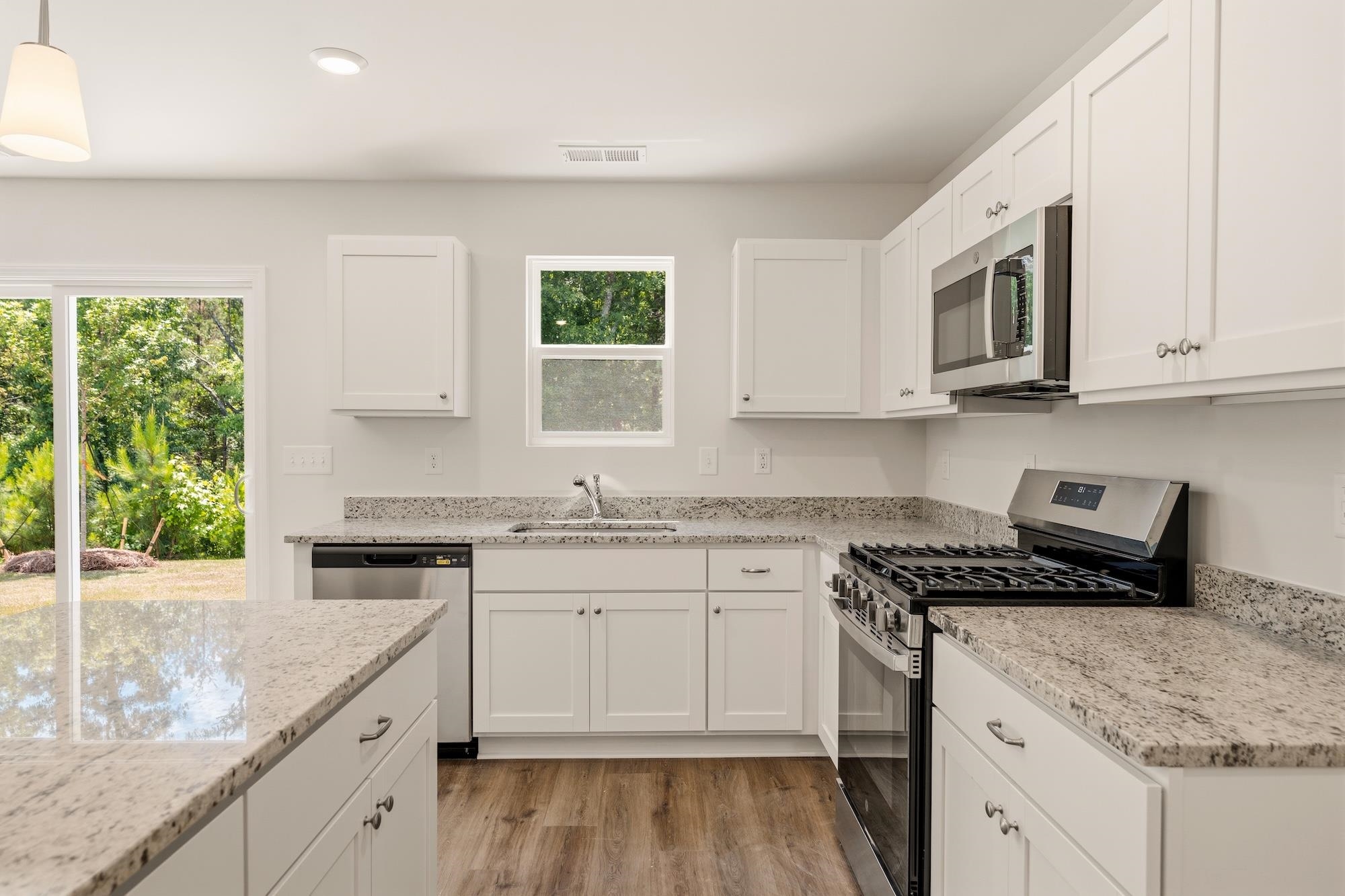 389 Prosperity Lane Moore, SC 29369 - Photo 8 of 27