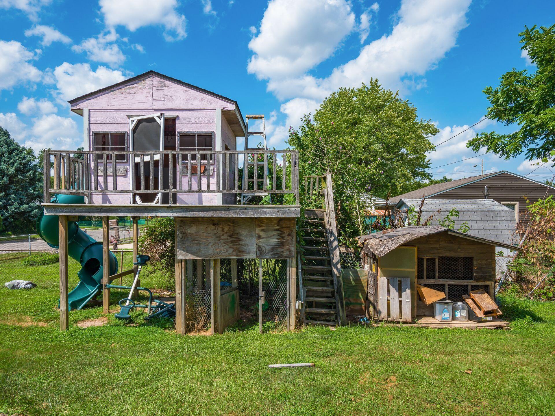 156 Cullman Road Columbus, OH 43207 - Photo 32 of 33 Tree House