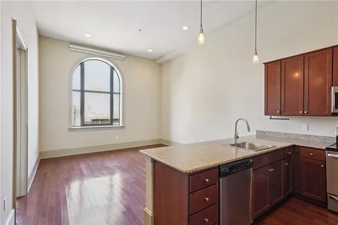 $212,000 | 1201 Canal Street, Unit 515, New Orleans, LA 70112