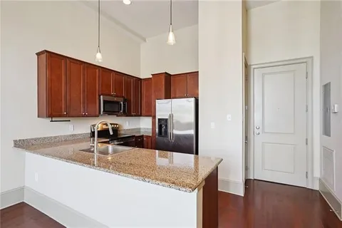 $212,000 | 1201 Canal Street, Unit 515, New Orleans, LA 70112