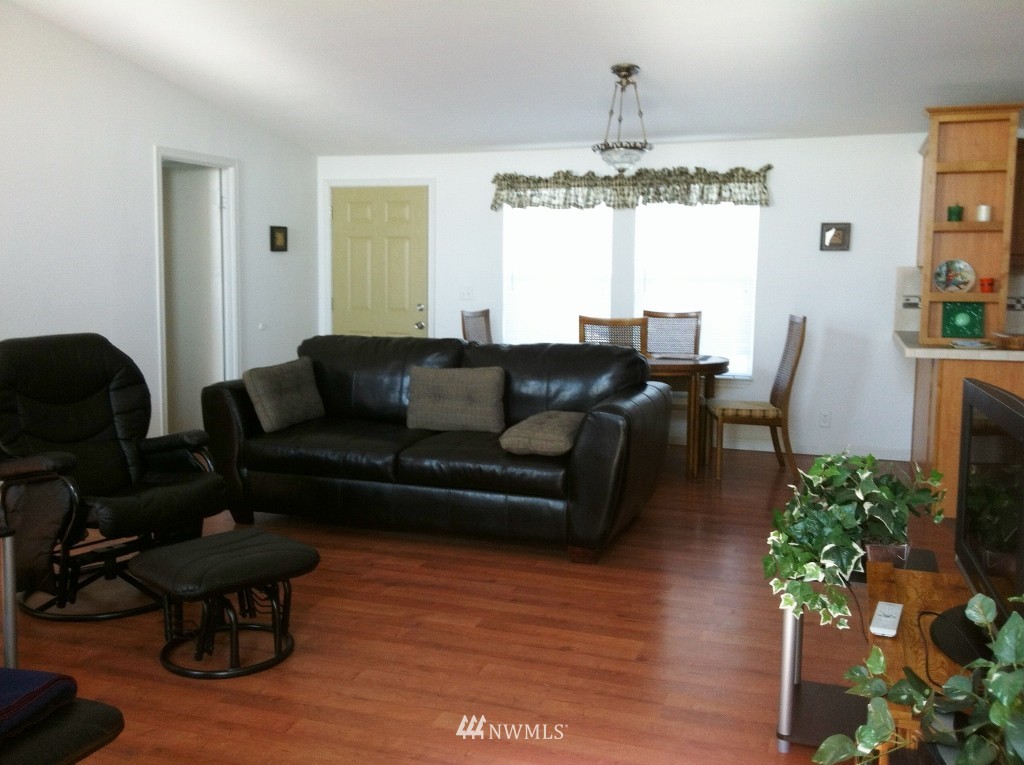 8258 Neppel Road Northeast Moses Lake, WA 98837 - Photo 8 of 22 Gallery Image 8