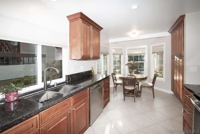 $897,000 | 17489 Carnton Way, San Diego, CA 92128