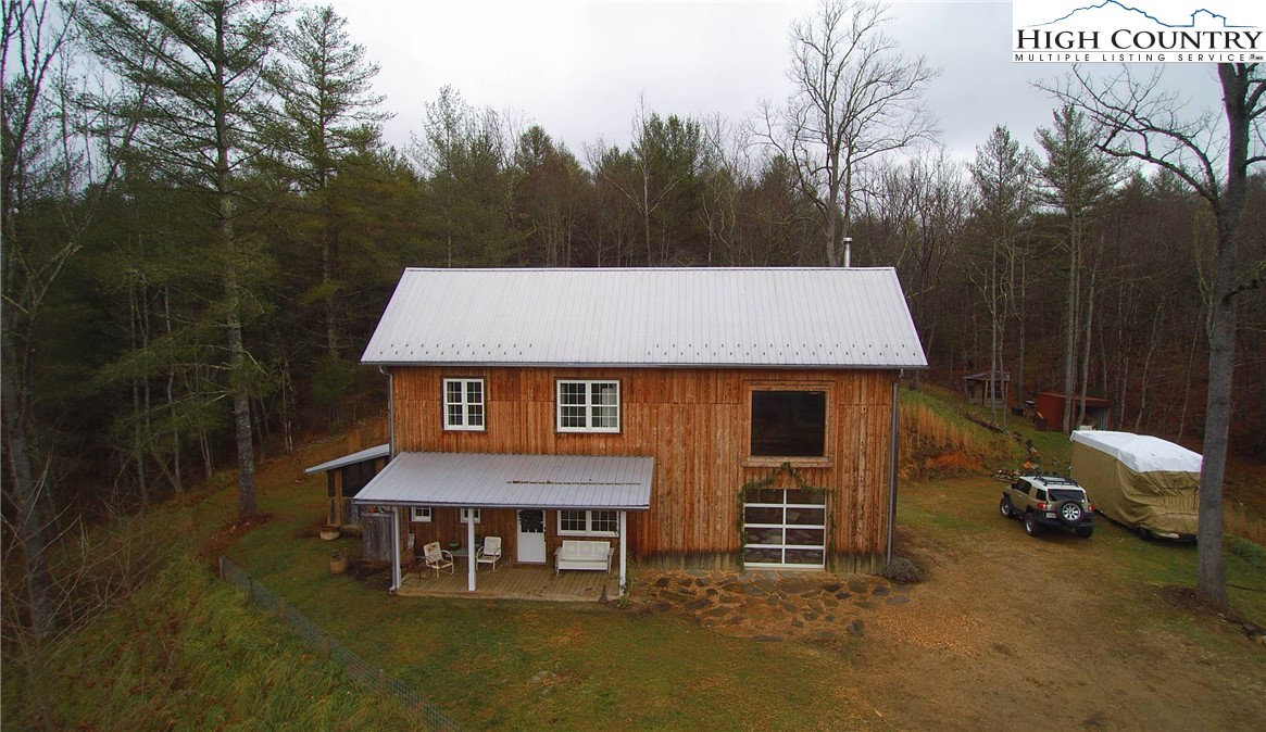 2429 Gold Hill Road Independence, VA 24348 - Photo 4 of 33 Gallery Image 4
