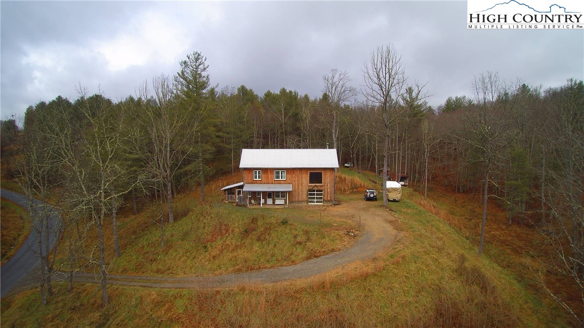 2429 Gold Hill Road Independence, VA 24348 - Photo 6 of 33 Gallery Image 6